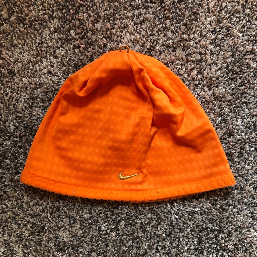 Vintage orange nike cap